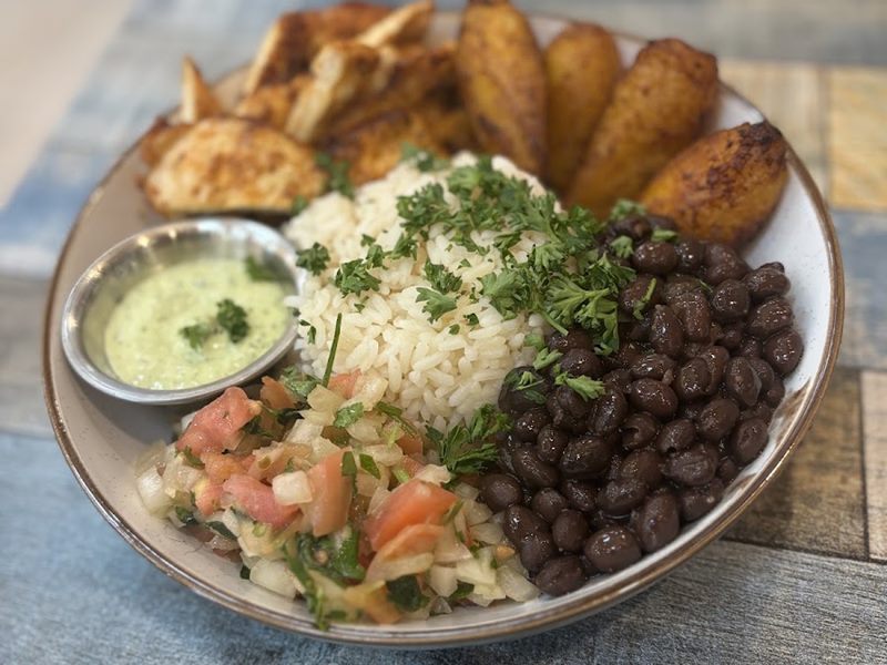 Roma Bakery & Cafe food